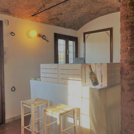 Il Contado -Room And Breakfast- คาสเตลฟรานโก เอมิเลีย ภายนอก รูปภาพ