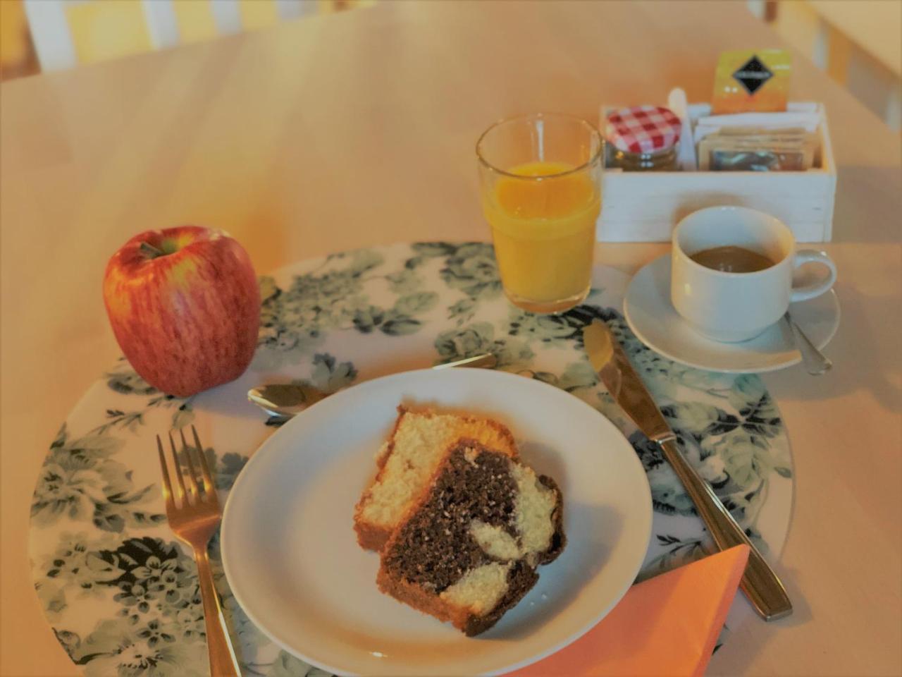 Il Contado -Room And Breakfast- คาสเตลฟรานโก เอมิเลีย ภายนอก รูปภาพ
